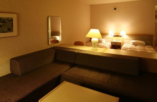 Shinano Complejo | Hotel Tangram