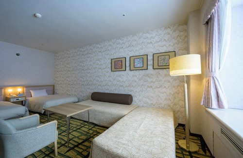 Shinano Complejo | Hotel Tangram