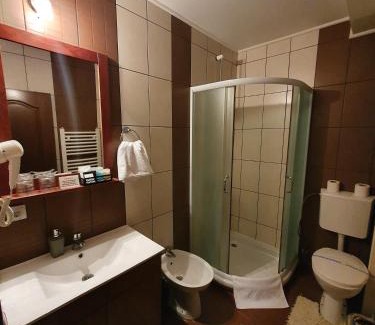 Kremna Hotel | Hotel Tara