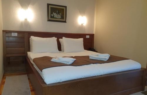 Kremna Hotel | Hotel Tara