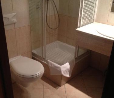 Marki Hotel | Hotel TenisHouse