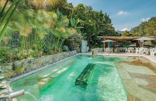 Gallinazo Hotel | Hotel Termales Tierra Viva