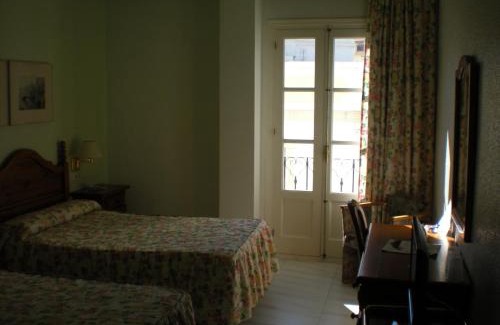Vera Hotel | Hotel Terraza Carmona