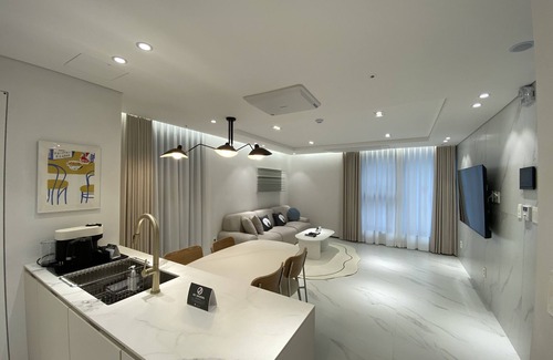 Yeoksam Apartamento | Hotel the Designers LYJ Suite Yeoksam