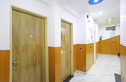 Vikaspuri Cama Y Desayuno | HOTEL THE GRACE B&B