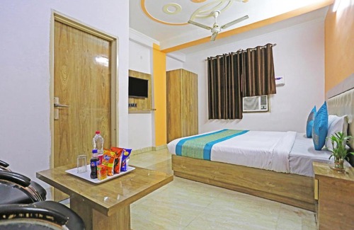 Vikaspuri Cama Y Desayuno | HOTEL THE GRACE B&B