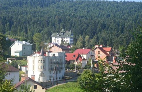 Skhidnytsya Casa | Hotel Three Korony