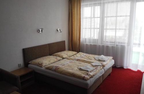 Strbske Pleso Hotel | Hotel Toliar & wellness