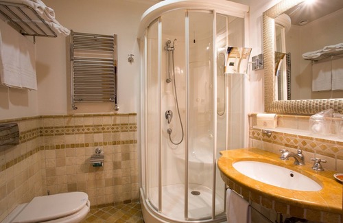 Lipari Historic Centre Hotel | Hotel Tritone