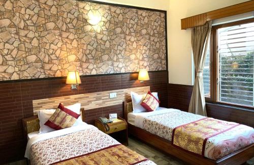 Pokhara Hotel | Hotel Tulsi