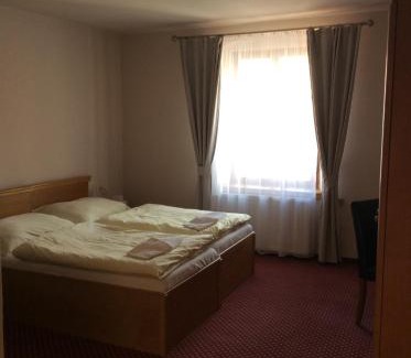 Pardubice Hotel | Hotel U Zlateho Andela