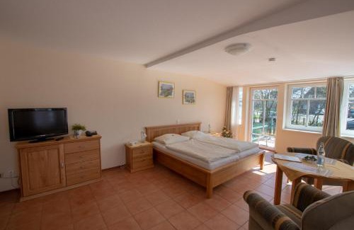 Neuharlingersiel Apartamento | Hotel und Ferienwohnung Rodenbäck