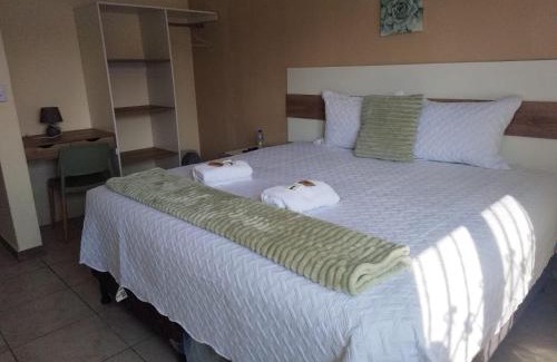 Zona 13 Hotel | Hotel Urban Home