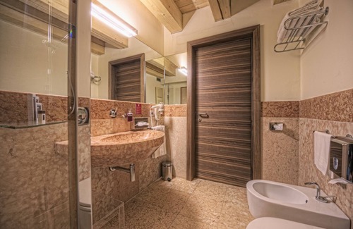 Dossobuono Hotel | Hotel Veronesi La Torre