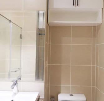 Socorro Cama Y Desayuno | Hotel Vibe in Manhattan Plaza, Araneta City, Cubao