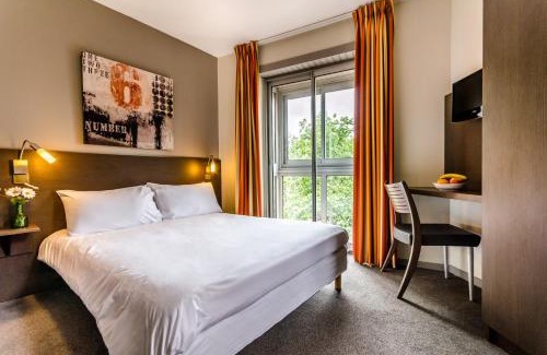 Les Chalets - Saint-Aubin - Saint-Etienne Hotel | Hotel Victor Hugo