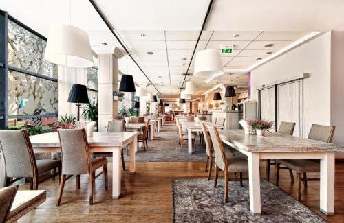 Srodmiescie Hotel | Hotel Victoria
