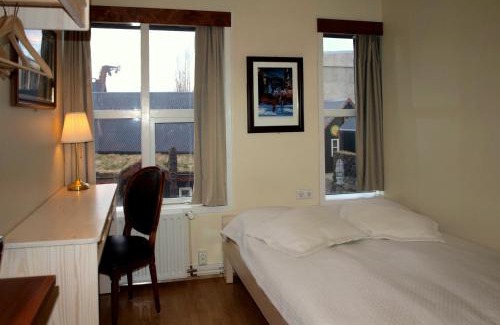 Hafnarfjordur Hotel | Hotel Viking