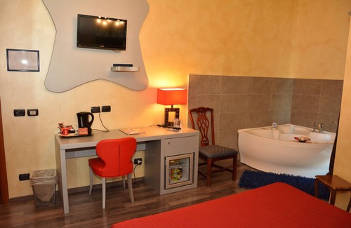 San Secondo di Pinerolo Hotel | Hotel Villa Glicini