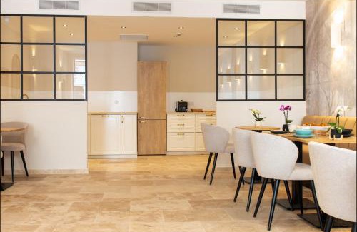 Cannes City Centre Hotel | Hotel Villa Botanica