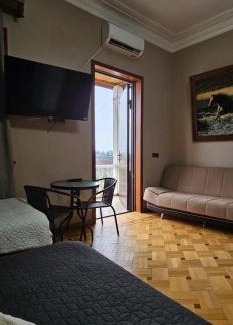 Kutaisi Cama Y Desayuno | Hotel Villa