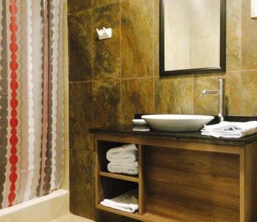 La Angostura Hotel | Hotel Villa Jazmin
