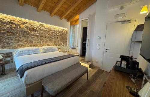 Torri del Benaco Hotel | Hotel Villa Leopardi 4S - Adults only