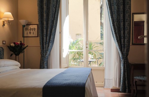 Sant' Ambrogio Hotel | Hotel Villa Liana