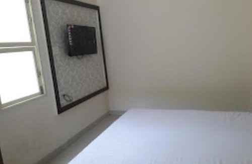 Dhamnod Hotel | Hotel Vinayak Residency,Dhamnod