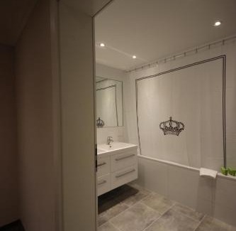 Donaueschingen Hotel | Hotel Waldblick BSR Garten mit Pavillons im Schwarzwald, ideal für Paare, Familien, Hunde