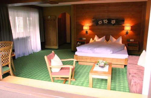 Warth Hotel | Hotel Walserberg