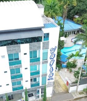 Acacias Hotel | Hotel Wayra Club