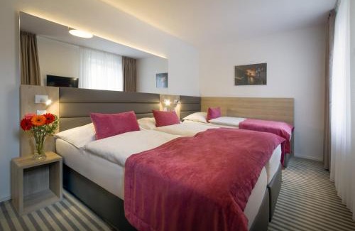Zizkov Hotel | Hotel White Lion