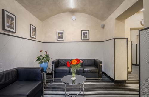 Zizkov Hotel | Hotel White Lion