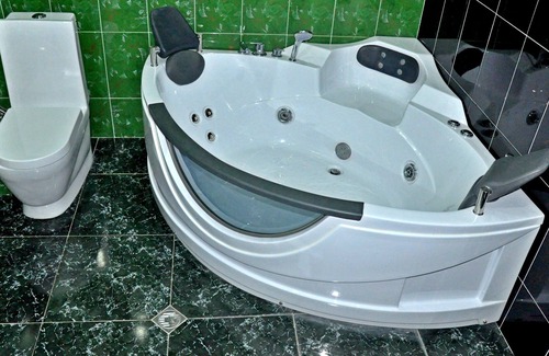 Vake-Saburtalo Hotel | Hotel White Palace