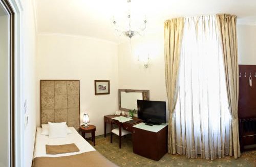 Kielce Hotel | Hotel Willa Hueta