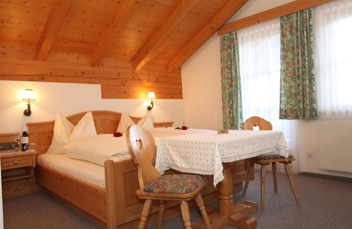 Lofer Hotel | Hotel - Wirts'haus "Zum Schweizer"