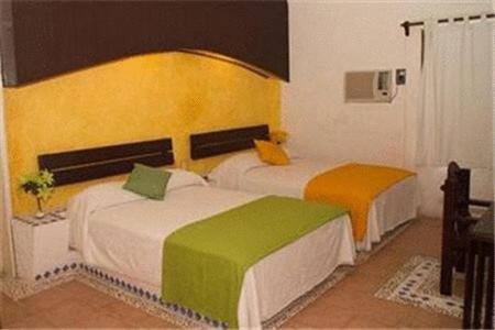 Downtown Cancun Hotel | Hotel Xbalamqué & Spa Cancún Centro