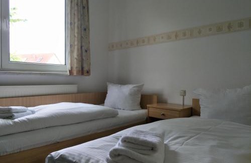 Hoppegarten Casa | Hotel Zum Grünen Tor
