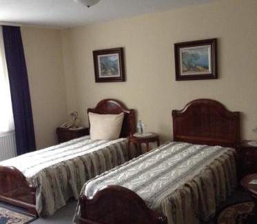 Weststadt Hotel | Hotel Zum Stresemann