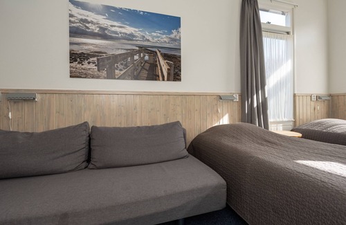 Municipality of Vlieland Hotel | Hotelletje de Veerman