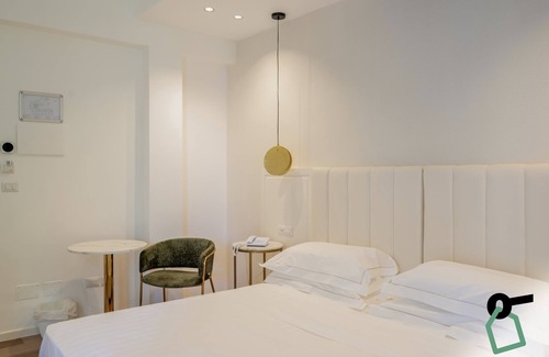 Mondello Hotel | Hotiday Room Collection - Mondello