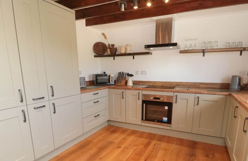 Hexham Cabaña | HOTT COTTAGE, family friendly, with a garden in Bellingham