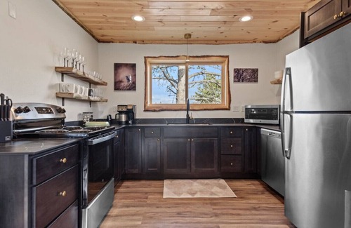 Custer Casa | Hottub Haven: Sauna + Firepit + Enjoy Wildlife