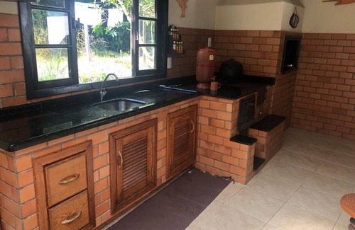 Praia da Armacao do Itapocoroi Casa | Casa a 1 Km de Beto Carrero