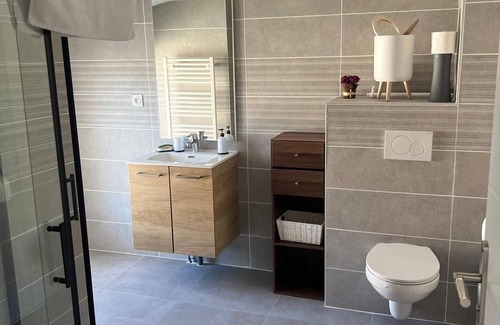 Satolas-et-Bonce Casa | House 10 with 1 bedroom lechaffardcom