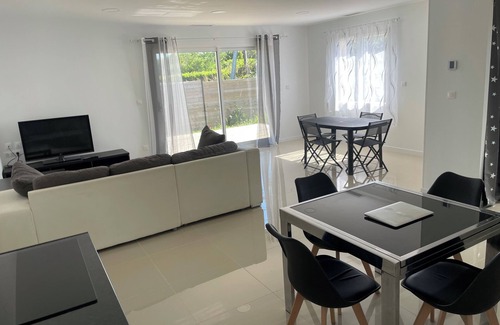 Beautiran Casa | House 100 m2 furnished + garden Beautiran