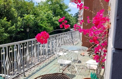 Zona LIII Tomba di Nerone Casa | House 150 sqm with garden, central area