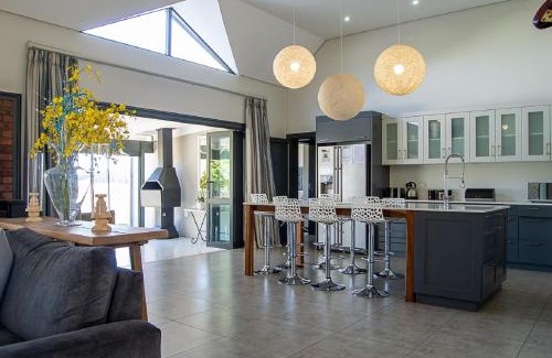 Nottingham Road Casa | House 217 Gowrie Farm Estate