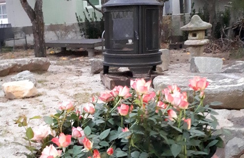 Cheongju Casa | Casa (2do piso solamente) con pinturas, parrilla de barbacoa, jardín
